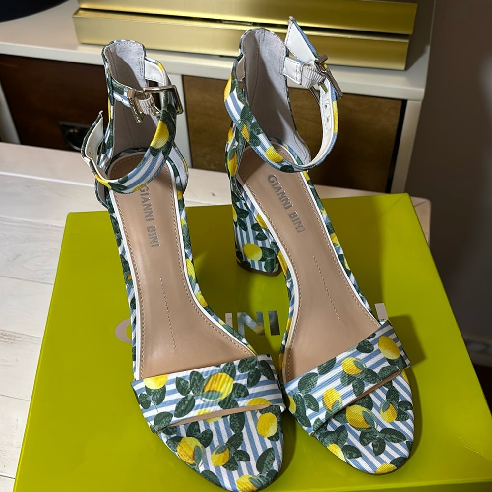 Gianni Bini Joenah Lemon Multi Shoe